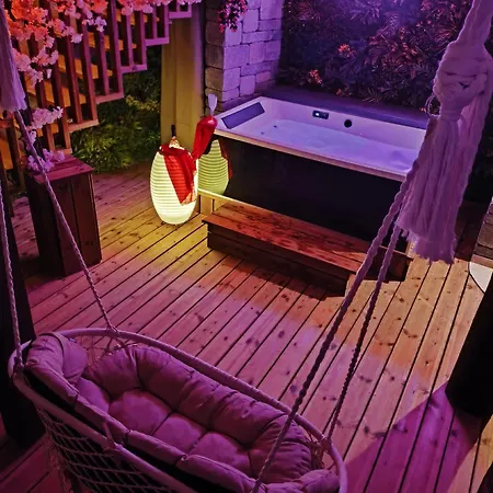 Paradise And Hagenau