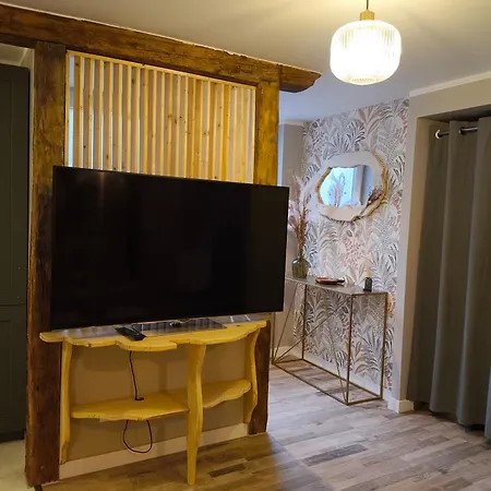 Apartment Paradise And *